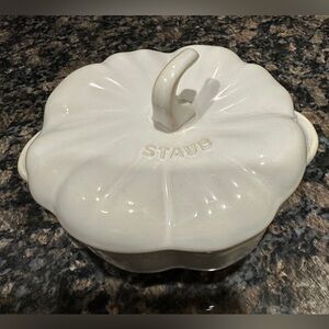 Staub 16 oz Ceramic Petite Pumpkin Cocotte